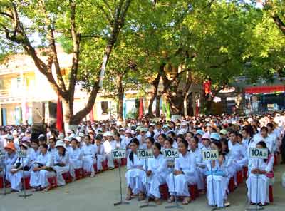 Đoàn kiểm tra của Bộ GD-ĐT đã có chuyến thăm và làm việc với lãnh đạo nhà trường về công tác tuyển sinh.