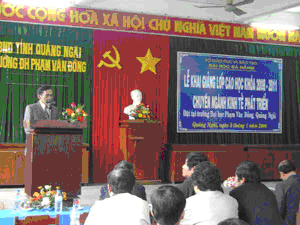 Lễ khai giảng lớp cao học khóa 2008-2011 chuyên ngành kinh tế phát triển