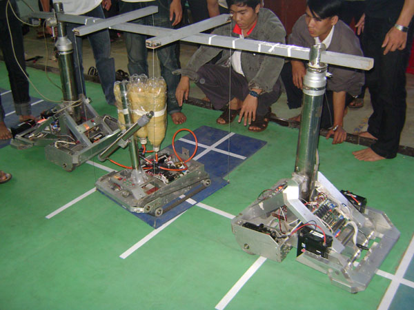 Cuộc thi Robocon nội bộ của trường