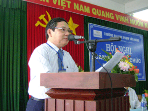 Trường Đại học Phạm Văn Đồng tổ chức Hội nghị đại biểu cán bộ viên chức năm học 2011-2012